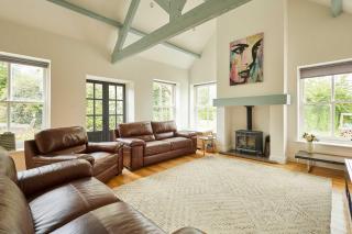 Host & Stay - The Coach House - 3