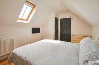 Host & Stay - The Coach House - 2