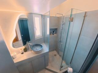 Cozy Penthouse next to Station - Atene - 3
