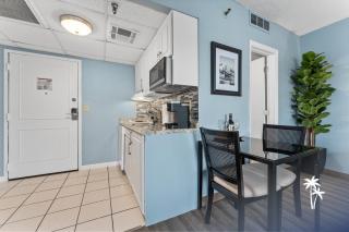 Delightful Studio Condo with Garden View Balcony 7 Mins to Universal - 1