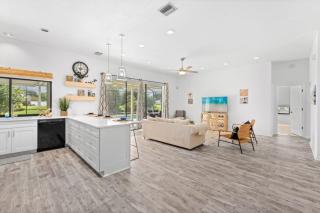 Canal Home with Private Pool, Hot Tub Arcade 4BR Near Anna Maria Island Beaches NW Bradenton - 6