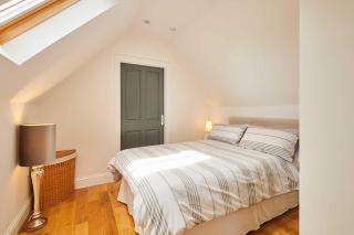 Host & Stay - The Spinney - 9