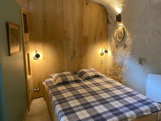 Le Cocon de Pierre Gîte troglodyte d'exception au Domaine de Racan - 7