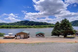 Boat, Fish, Swim! Draper Unit w/ Lake-View Deck - 6