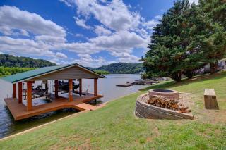 Waterfront Deck w/ Mtn View! Claytor Lake Retreat - 9