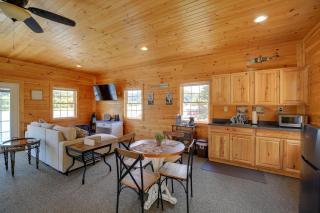 Waterfront Deck w/ Mtn View! Claytor Lake Retreat - 8