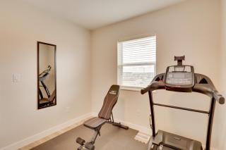 Professional Base in Williston! New-Build Townhome - 8