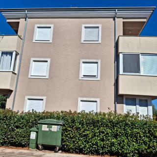 Apartman Nada, quiet street location - 3