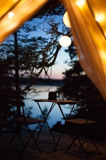 Glamping - a living room overlooking the ocean - 1