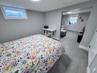 Private 1BR Garden Suite Brand new - 8