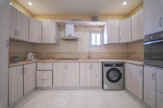 3-BR apart in Al Marwa 10 Mins away from Airport - 5
