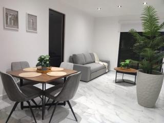 Ombú Apartments Ground Floor - Pool & Parking - 0