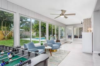 Starfish Contemporary Home - 8