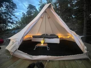 Glamping on the waterfront - 1