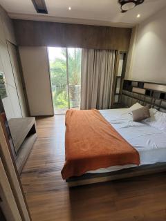 Ivory stays Luxury Private Pool Villa Near Tungarli ,Jacuzzi Family & Party Friendly - 2