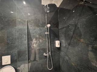 Sunset Boulevard Rooms - 4