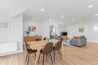 2 bedroom Spacious Luxury Penthouse, Donegal Town - 4