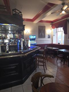 Waverley Hotel - 1
