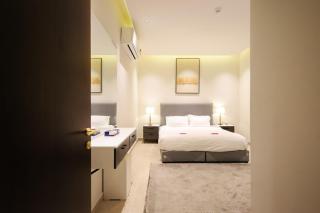 Elegant 4BR Apartment in Al Yasmeen With Maid Room And Self - Check In - 9