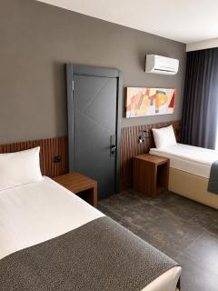 Wolf Of The City Hotel & SPA - 7