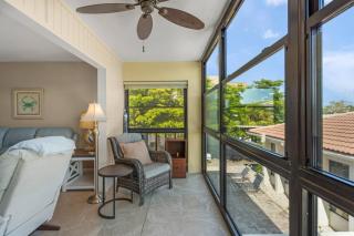 Vista Hermosa Island Walk - 1