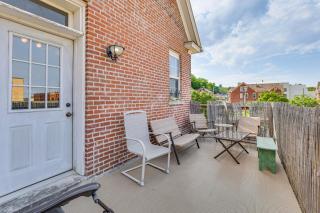 Walk Downtown: Inviting Historic Home in Dubuque! - 8