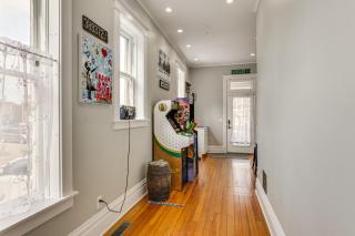 Walk Downtown: Inviting Historic Home in Dubuque! - 5