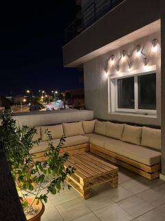 2BR with Spacious Green Terrace - 7
