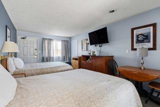 Pet Friendly Studio for 4 Pool and Hot Tub - 8