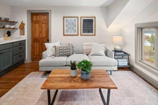 Tranquil New England Home off of Mountain Rd - 9