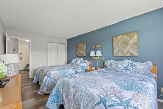 Pet Friendly Suite with Kitchen and Patio - Pool and Hot Tub - 7