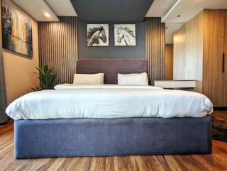 Luxury One Bedroom Apartment - Goldcrest Mall DHA Lahore - 6
