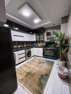 Elegant Oasis Modern 3BR Steps to Gamet AlDowal - 4