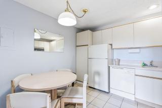 Family Condo for 6 with Kitchen and Game Room Access - Pool and Hot Tub - 5