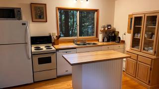 Cedar A-Frame Cabin - 5