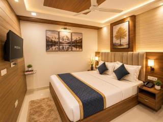Hotel View BallaMount Near Delhi Airport - Free Airport Pickup & Drop - 1