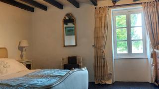 Verneuil Farmhouse Retreat - Sleeps 8 Near Lake - 7