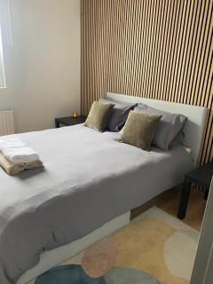 Modern Apartment in the Heart of Town - 7