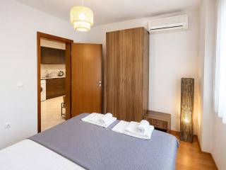Paradise Corner Topola - Spacious 2BR Ground Floor apartment - 1