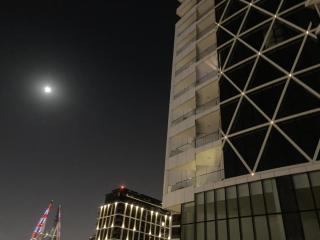 Luxury Escape in The Heart of Bahrain Bay - 5