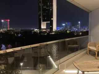 Luxury Escape in The Heart of Bahrain Bay - 7