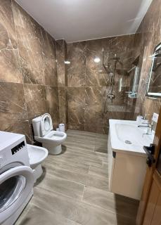 Enio's City Center Apartment - 3