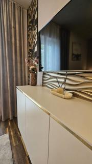 Thea Golden Boutique - 8