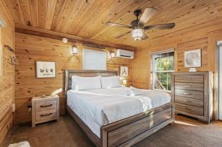Upper Oasis Suite - 2
