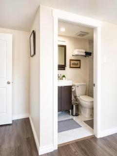 Cozy Coastal Retreat Close to Beach Park - 2