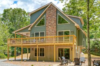 1 Mi to Beach! Home w/ Game Room in Albrightsville - 0