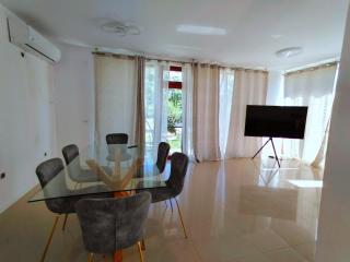 Forest House F70 - 1