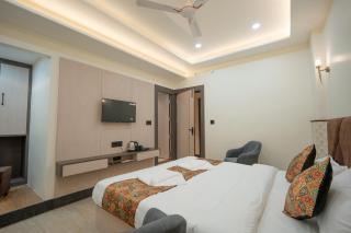 Gangaprasth Royal Stay - Near Kashi Vishwanath - 5