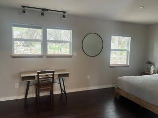 Peaceful Austin Hill Country Casita - 7