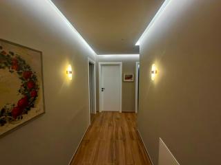 SD House - 3